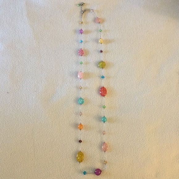 Multi-colored Fashion Necklace - Picture 4 of 4